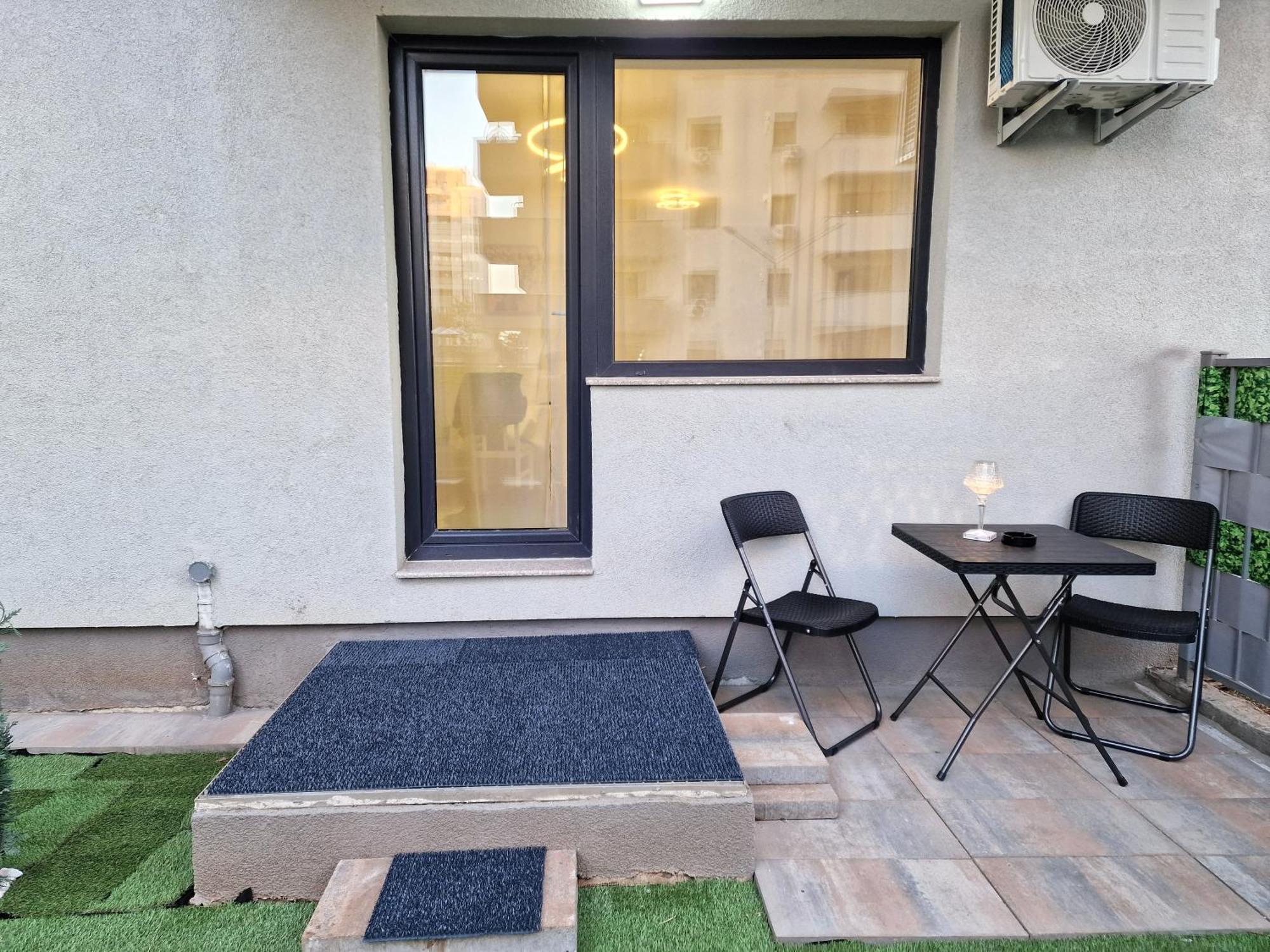 Studio&Garden! Roşu エクステリア 写真
